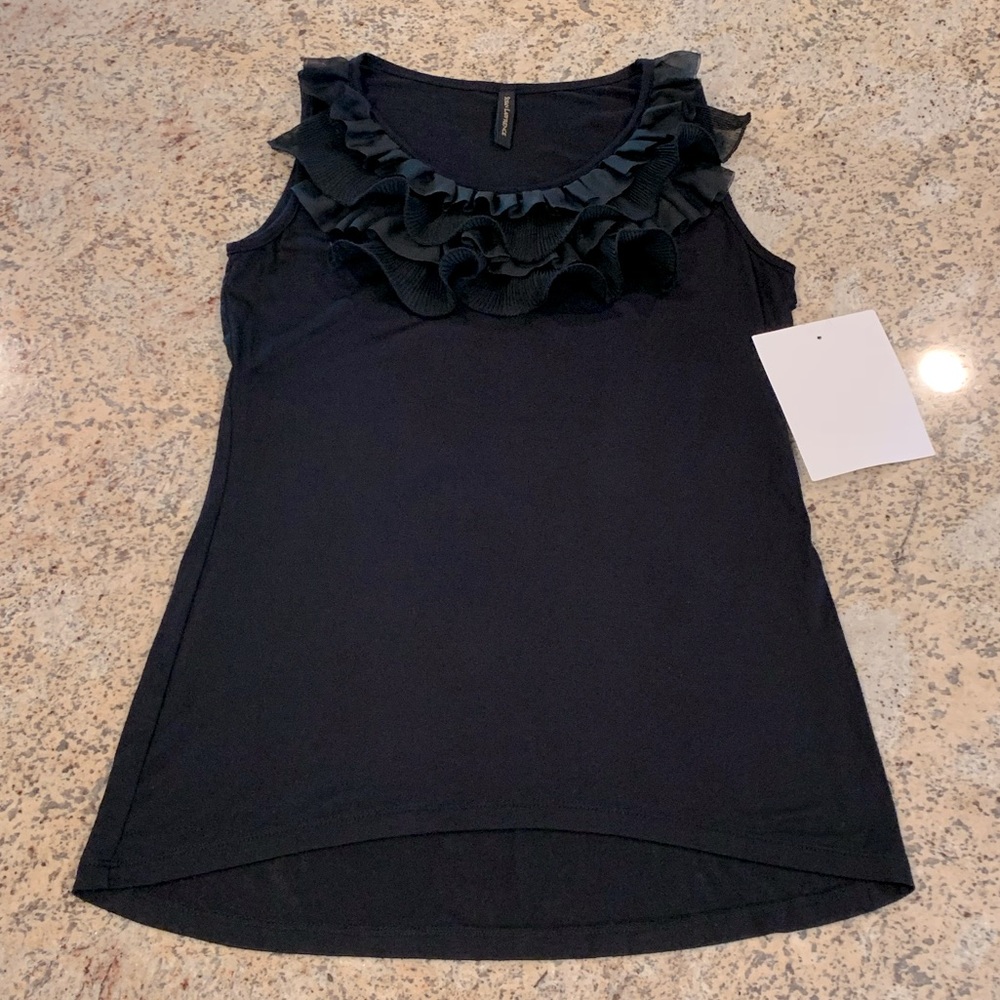 NWOT - Sleeveless Ruffle Neck Tank